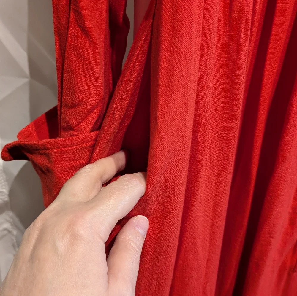 B1 NWT Oyrosy Elegant Red Pleated Maxi Dress - Size XS - Picture 7 of 9